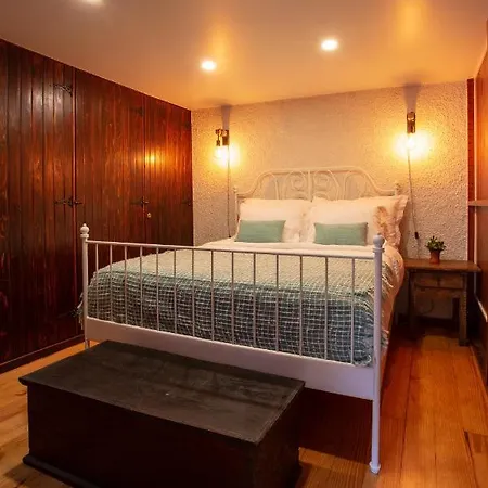 Holiday home Madeira Black House By Madeira Island